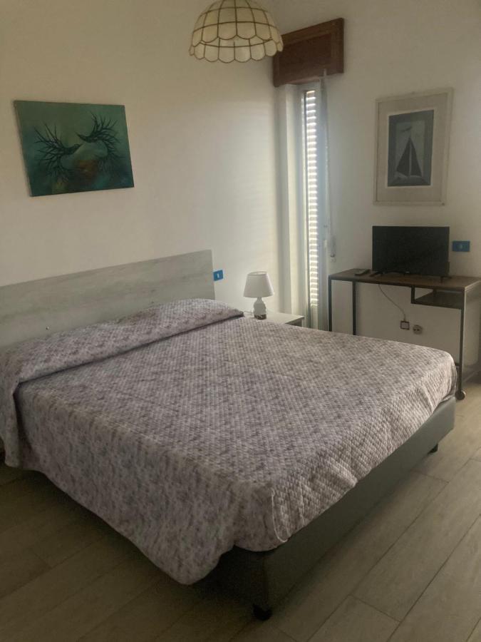 Large Double Room,1546050916:JPEG